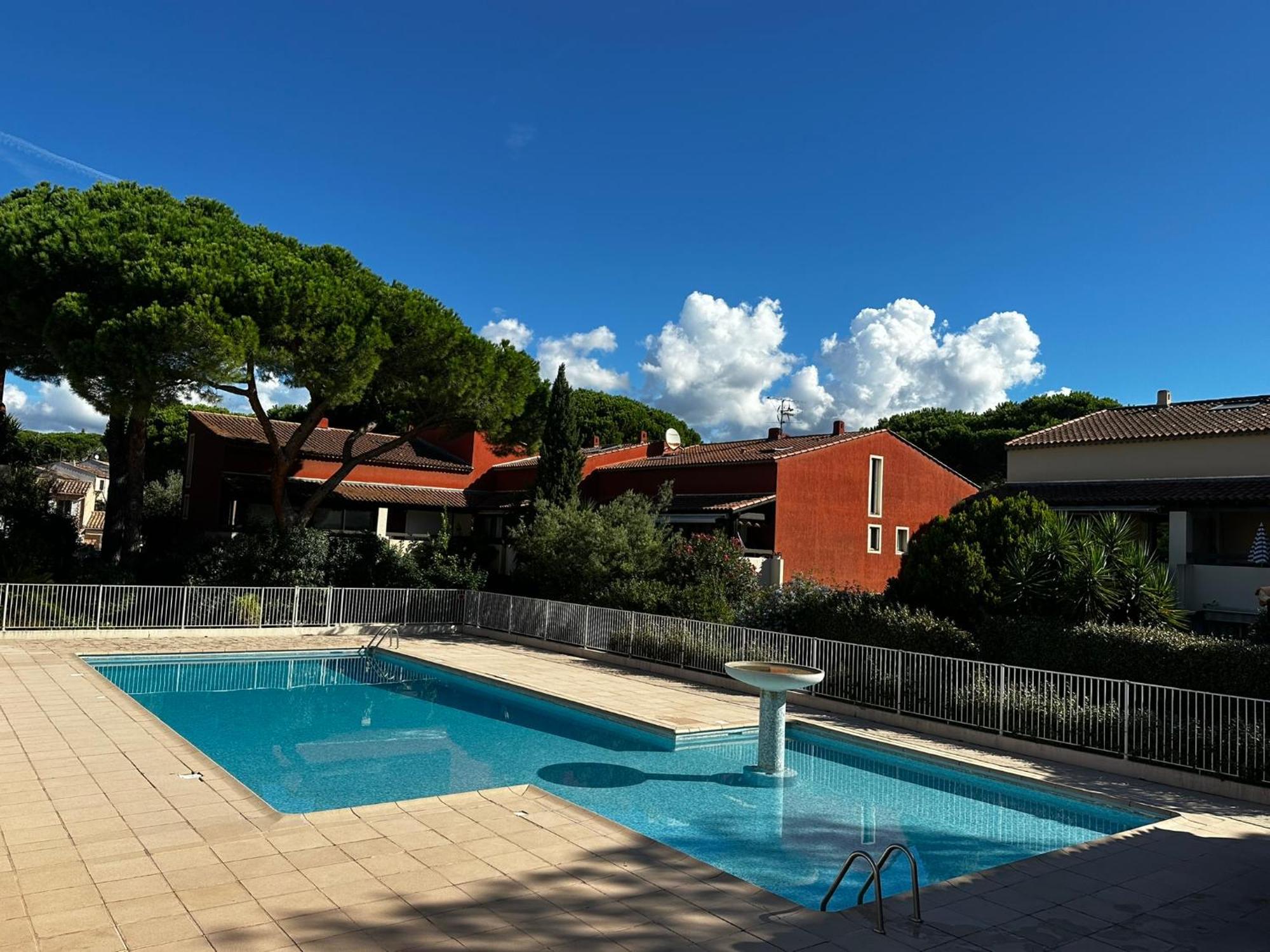 Frejus - Appartement 4 Personnes - Piscine מראה חיצוני תמונה